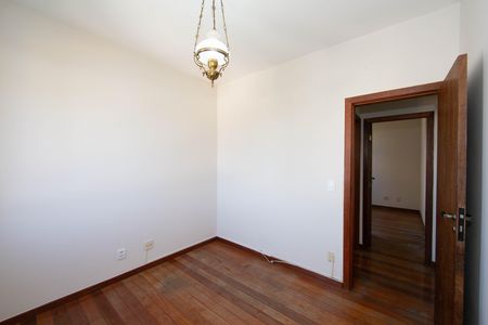 Apartamento à venda com 100m², 3 quartos e 2 vagas Apartamento à venda com 100m², 3 quartos e 2 vagasQUARTO2