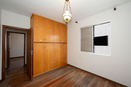 Apartamento à venda com 100m², 3 quartos e 2 vagas Apartamento à venda com 100m², 3 quartos e 2 vagasQUARTO3
