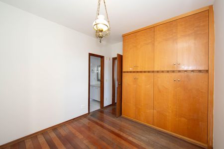Apartamento à venda com 100m², 3 quartos e 2 vagas Apartamento à venda com 100m², 3 quartos e 2 vagasQUARTO3