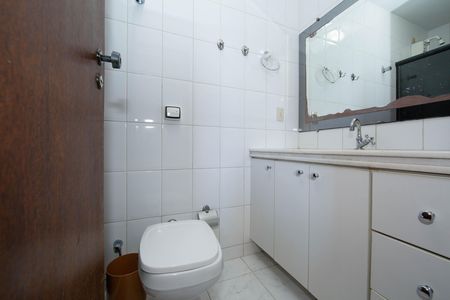 Apartamento à venda com 100m², 3 quartos e 2 vagas Apartamento à venda com 100m², 3 quartos e 2 vagasBANHEIRO1