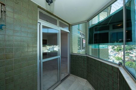 VARANDA de apartamento à venda com 3 quartos, 100m² em Grajaú, Belo Horizonte
