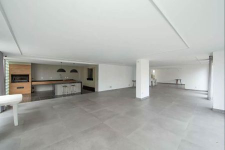 Apartamento à venda com 100m², 3 quartos e 2 vagas Apartamento à venda com 100m², 3 quartos e 2 vagasSALAO DE FESTAS