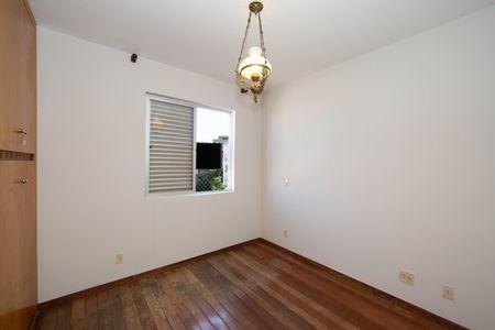 Apartamento à venda com 100m², 3 quartos e 2 vagas Apartamento à venda com 100m², 3 quartos e 2 vagasQUARTO3