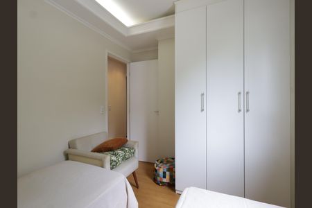 Apartamento à venda com 69m², 3 quartos e 2 vagasQuarto 2