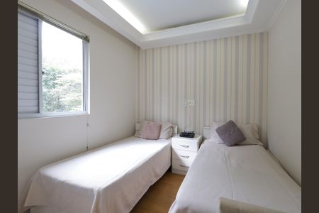 Apartamento à venda com 69m², 3 quartos e 2 vagasQuarto 2