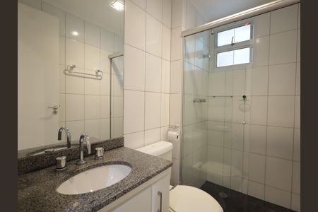 Apartamento à venda com 69m², 3 quartos e 2 vagasBanheiro