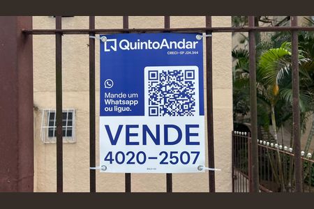 Placa  de apartamento à venda com 3 quartos, 65m² em Alto de Pinheiros, São Paulo