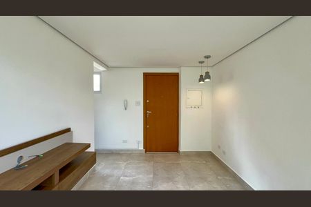 Apartamento para alugar com 65m², 3 quartos e sem vaga Apartamento para alugar com 65m², 3 quartos e sem vagaSala