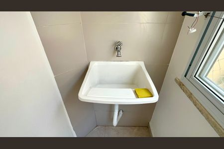 Apartamento para alugar com 65m², 3 quartos e sem vaga Apartamento para alugar com 65m², 3 quartos e sem vagaÁrea de Serviço