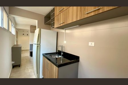 Cozinha de apartamento à venda com 3 quartos, 65m² em Alto de Pinheiros, São Paulo