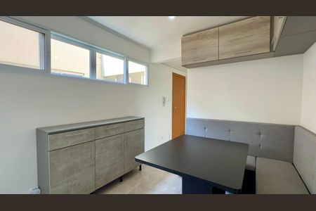 Apartamento para alugar com 65m², 3 quartos e sem vaga Apartamento para alugar com 65m², 3 quartos e sem vagaSala de Jantar