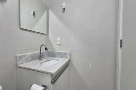 Apartamento à venda com 40m², 2 quartos e 1 vaga Apartamento à venda com 40m², 2 quartos e 1 vagaBanheiro