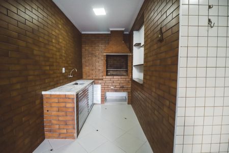 Casa para alugar com 200m², 4 quartos e 2 vagas Casa para alugar com 200m², 4 quartos e 2 vagasChurrasqueira