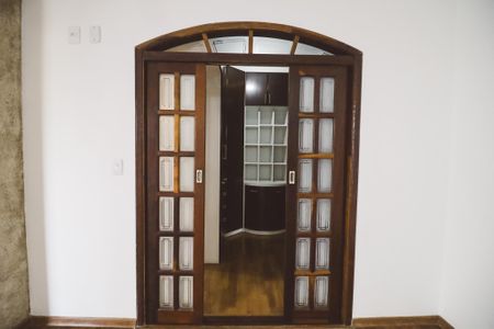 Casa para alugar com 200m², 4 quartos e 2 vagas Casa para alugar com 200m², 4 quartos e 2 vagasCloset da suíte