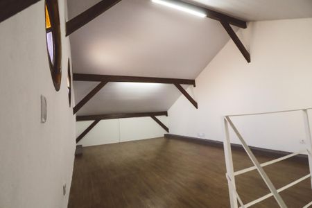 Casa para alugar com 200m², 4 quartos e 2 vagas Casa para alugar com 200m², 4 quartos e 2 vagasQuarto 2