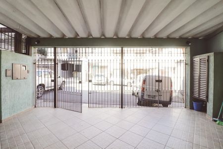 Casa para alugar com 200m², 4 quartos e 2 vagas Casa para alugar com 200m², 4 quartos e 2 vagasGaragem