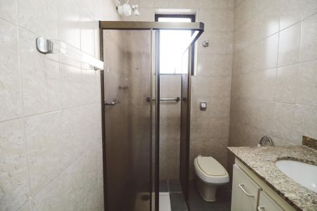 Casa para alugar com 200m², 4 quartos e 2 vagas Casa para alugar com 200m², 4 quartos e 2 vagasBanheiro