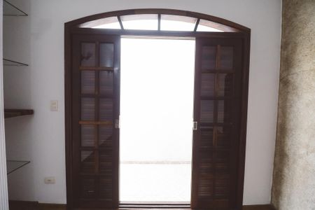 Casa para alugar com 200m², 4 quartos e 2 vagas Casa para alugar com 200m², 4 quartos e 2 vagasQuarto Suíte