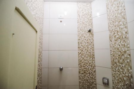 Casa para alugar com 200m², 4 quartos e 2 vagas Casa para alugar com 200m², 4 quartos e 2 vagasBanheiro de serviço