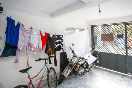 Casa à venda com 90m², 2 quartos e 1 vagaGaragem
