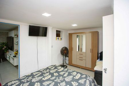 Casa à venda com 2 quartos, 90m² em Piraporinha, Diadema