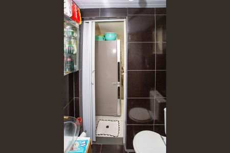 Casa à venda com 90m², 2 quartos e 1 vagaBanheiro Social