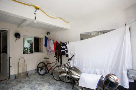 Casa à venda com 90m², 2 quartos e 1 vagaGaragem