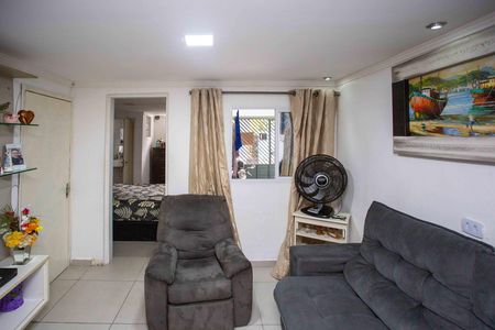 Casa à venda com 90m², 2 quartos e 1 vagaSala