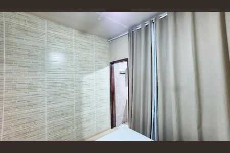 Casa à venda com 42m², 1 quarto e sem vagaQuarto
