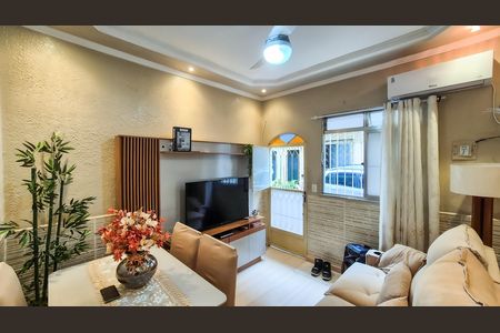 Sala de casa à venda com 1 quarto, 42m² em Jardim América, Rio de Janeiro