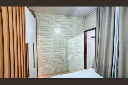 Casa à venda com 42m², 1 quarto e sem vagaQuarto
