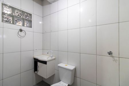 Casa para alugar com 2147483650m², 1 quarto e sem vagaBanheiro