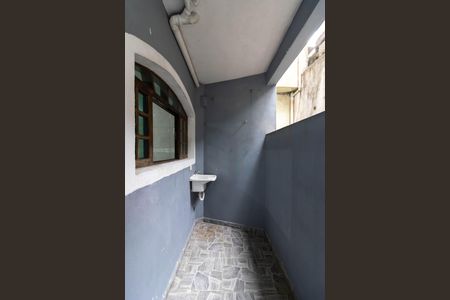 Casa para alugar com 2147483650m², 1 quarto e sem vagaArea de Serviço 