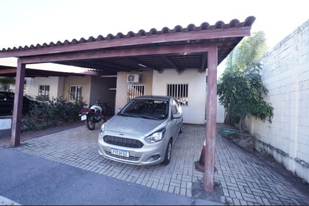 Casa de condomínio à venda com 120m², 3 quartos e 2 vagas