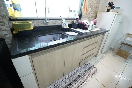 Casa de condomínio à venda com 120m², 3 quartos e 2 vagas