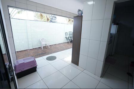 Casa de condomínio à venda com 120m², 3 quartos e 2 vagas