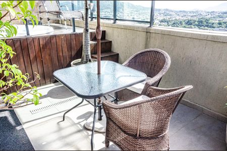 Apartamento à venda com 140m², 3 quartos e 2 vagas
