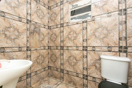 Casa para alugar com 40m², 1 quarto e 1 vaga Casa para alugar com 40m², 1 quarto e 1 vagaBanheiro