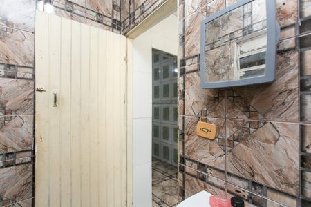 Casa para alugar com 40m², 1 quarto e 1 vaga Casa para alugar com 40m², 1 quarto e 1 vagaBanheiro