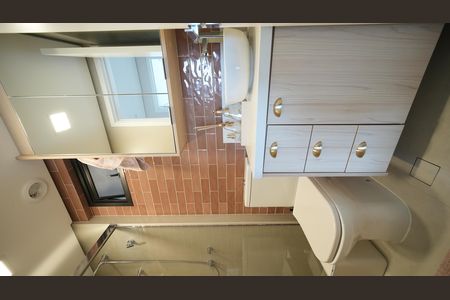 Apartamento à venda com 64m², 3 quartos e 2 vagasBanheiro Social