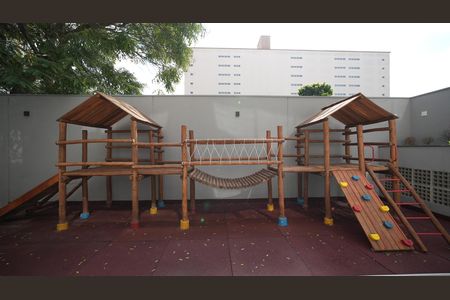 Apartamento à venda com 64m², 3 quartos e 2 vagasÁrea comum - Playground