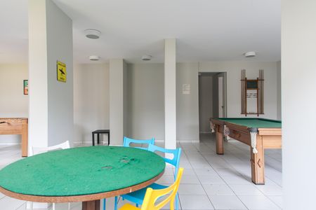 Apartamento à venda com 54m², 2 quartos e 1 vaga Apartamento à venda com 54m², 2 quartos e 1 vagaSala de Jogos