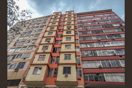 Apartamento à venda com 34m², 1 quarto e sem vaga