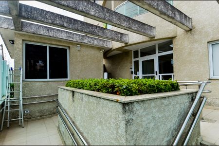 Apartamento para alugar com 57m², 2 quartos e 2 vagasEntrada Social 