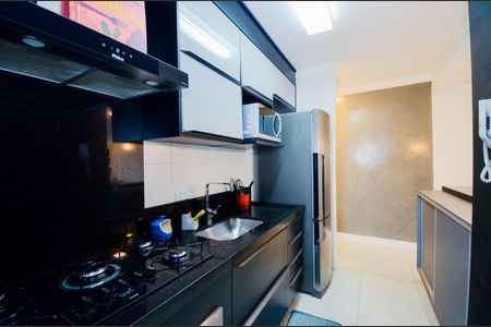 Apartamento para alugar com 57m², 2 quartos e 2 vagasCozinha