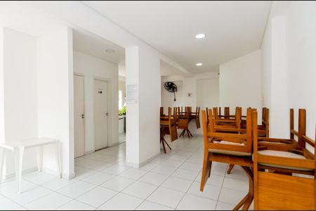 Apartamento para alugar com 57m², 2 quartos e 2 vagasÁrea comum - Salão de festas