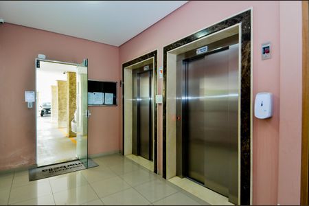 Apartamento para alugar com 57m², 2 quartos e 2 vagasHall Social