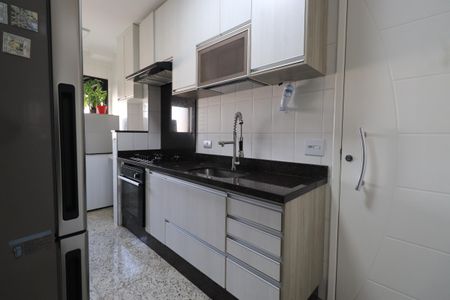 Apartamento à venda com 80m², 3 quartos e 2 vagasCozinha