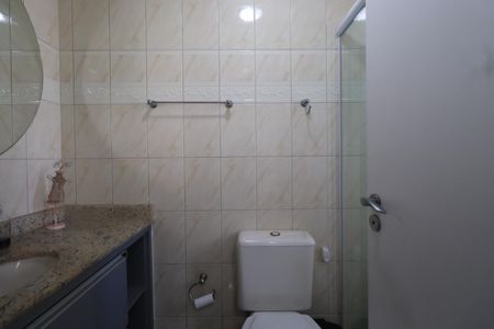 Apartamento à venda com 80m², 3 quartos e 2 vagasBanheiro da Suíte 1