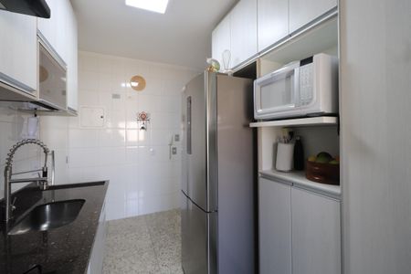 Apartamento à venda com 80m², 3 quartos e 2 vagasCozinha